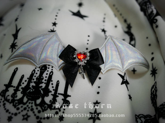 Rose Thorn Bat Cross Lolita Hairclip/Brooch
