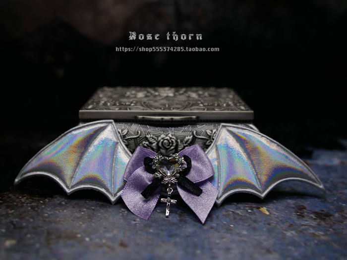 Rose Thorn Bat Cross Lolita Hairclip/Brooch
