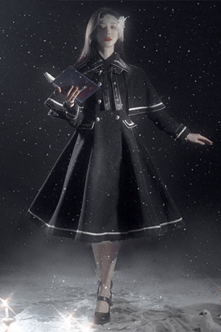 Travelers In the Milky Way Winter Lolita Coat with Detachable Cape