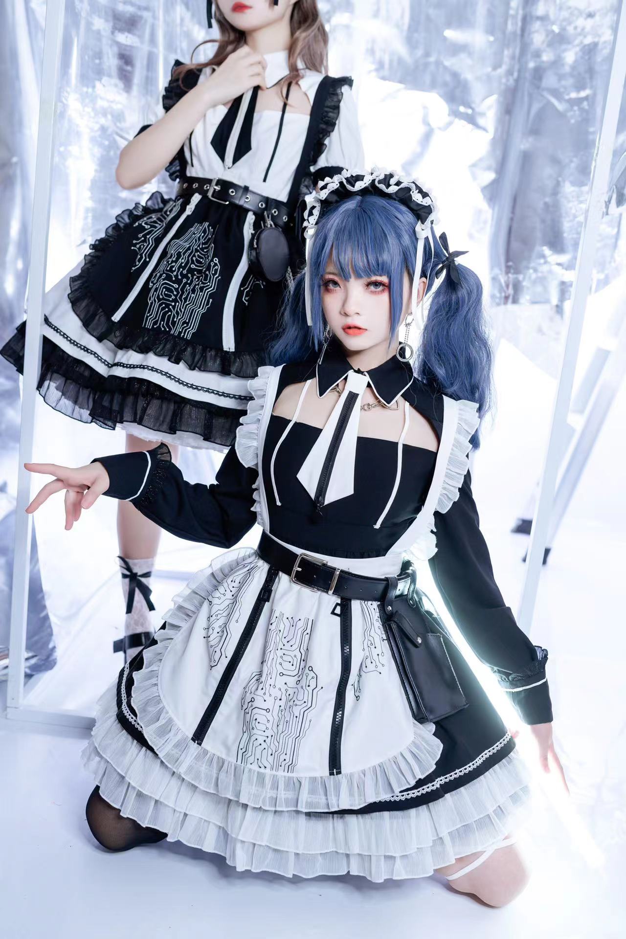 Lolita maid hotsell
