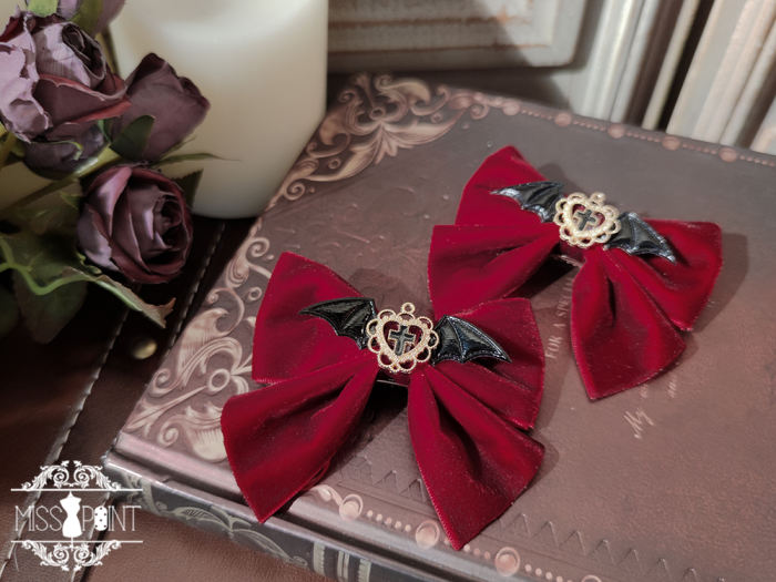 Miss Point ~Freak House Circus Lolita Accessories