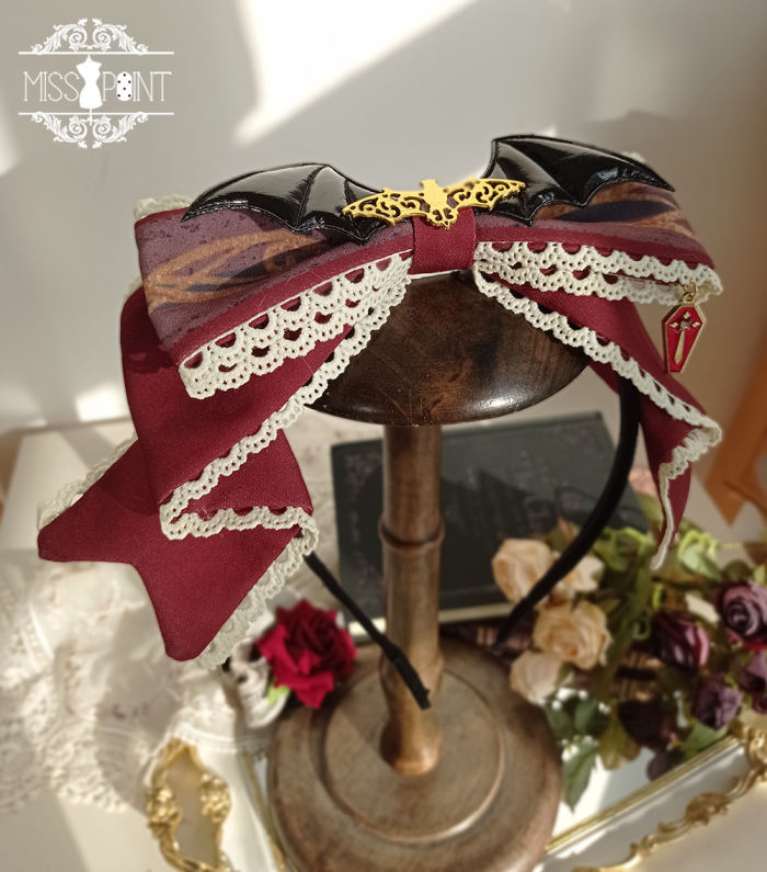 Miss Point ~Freak House Circus Lolita Accessories