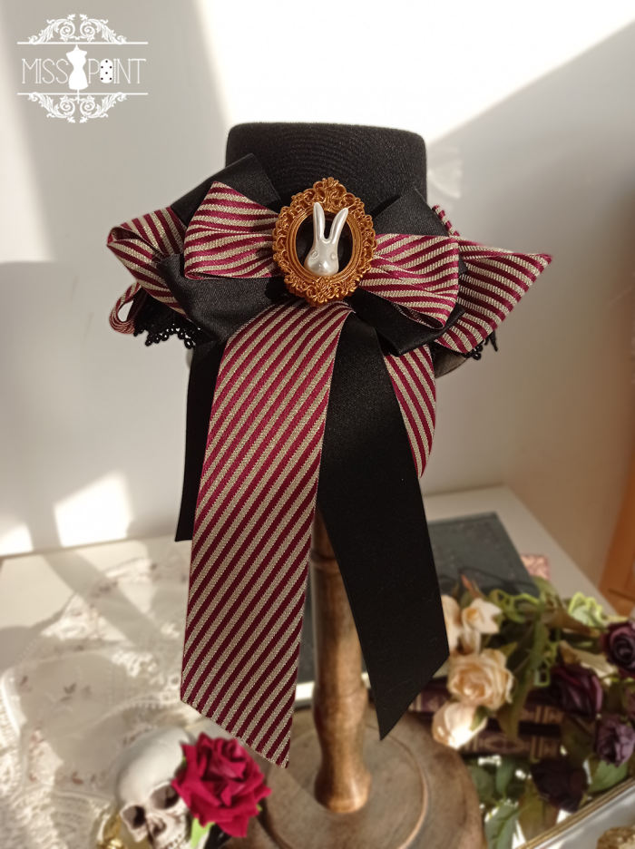 Miss Point ~Freak House Circus Lolita Accessories