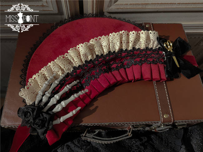 Miss Point ~Freak House Circus Lolita Accessories