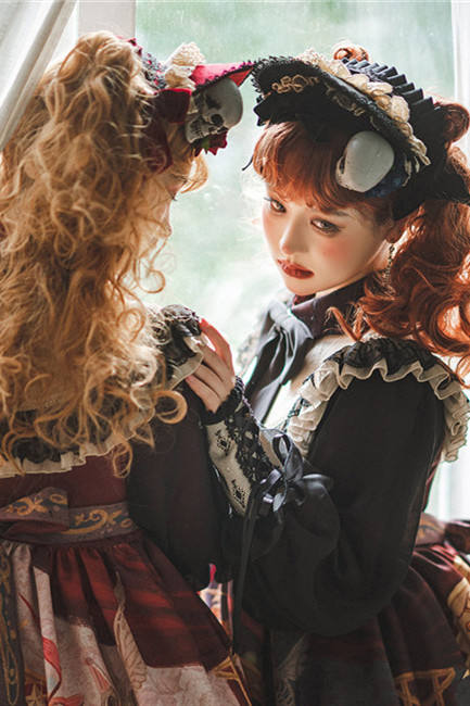 Miss Point ~Freak House Circus Lolita Accessories