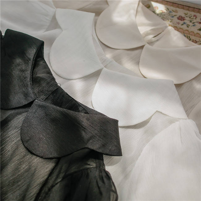 EESSILY ~The Lives In Summer Lolita Blouse -Pre-order