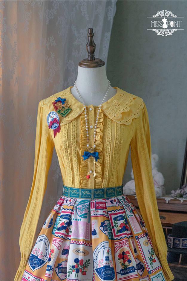 Miss Point ~Roseberry Embroidery Lolita Blouse -Pre-order