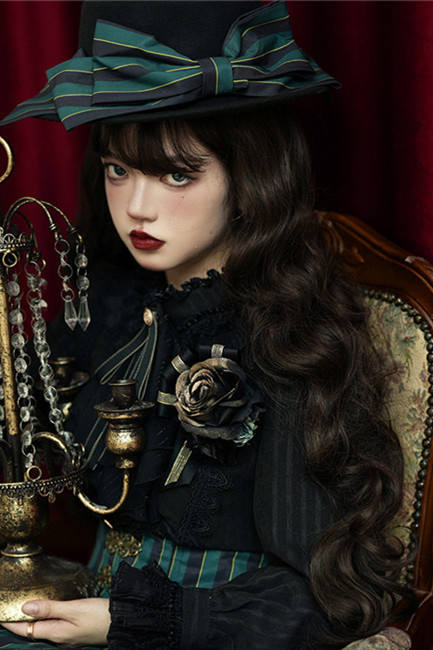 Miss Point ~The Pointe Estate Vintage Lolita Accessories