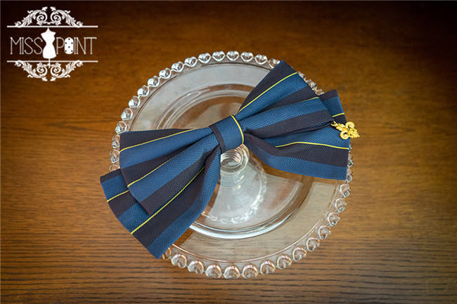 Miss Point ~The Pointe Estate Vintage Lolita Accessories