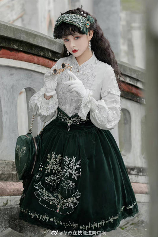 The Splendor of Gold&Siliver Tree Classic Embroidery Lolita Skirt, Jumper Dress, Vest and Cape