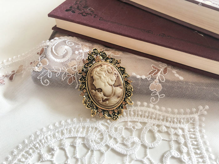 Miss Point ~ Elizabeth ~ Elegant Lolita Accessories -Pre-order