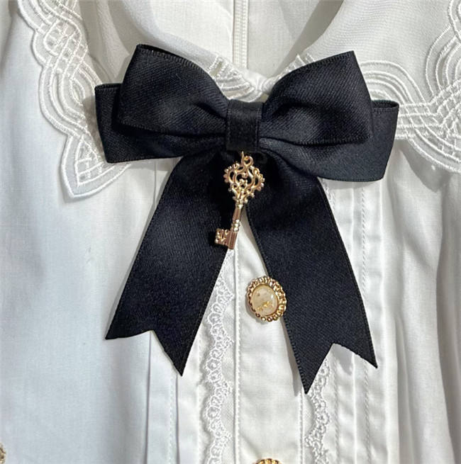 Miss Point Antique Key Classic Lolita Accessories