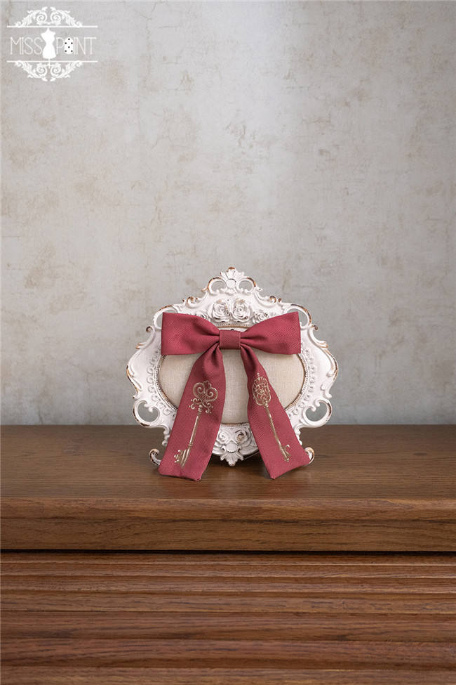 Miss Point Antique Key Classic Lolita Accessories
