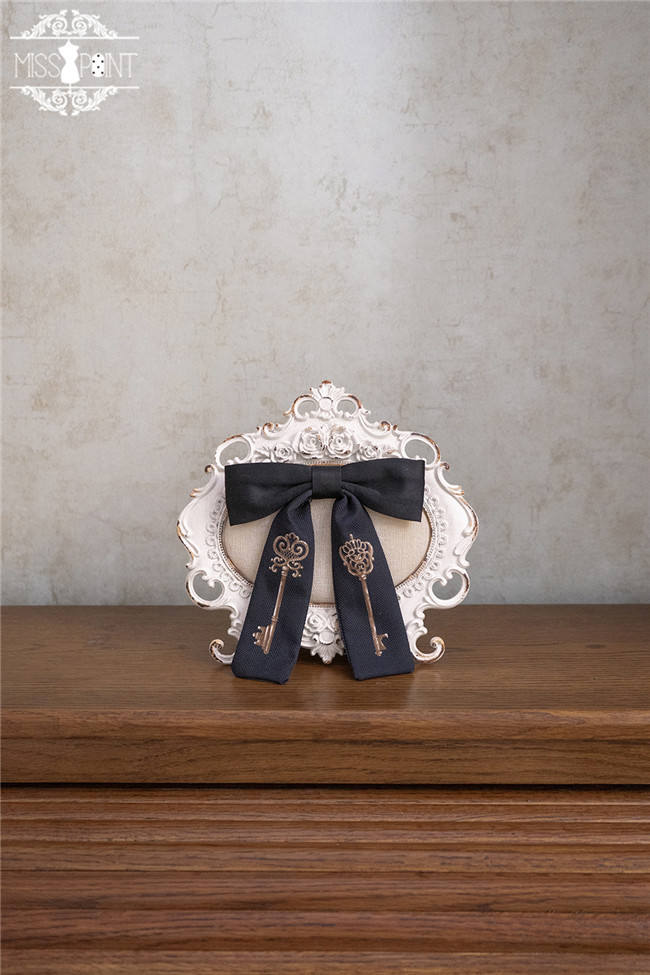 Miss Point Antique Key Classic Lolita Accessories