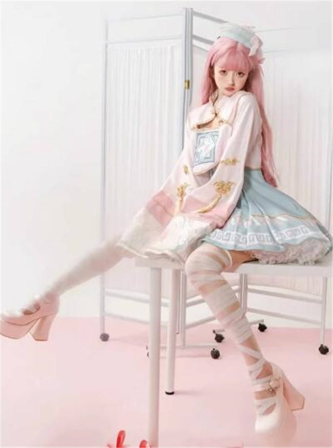 Sakurahime A Hopping Vampire Pink Lolita Dress