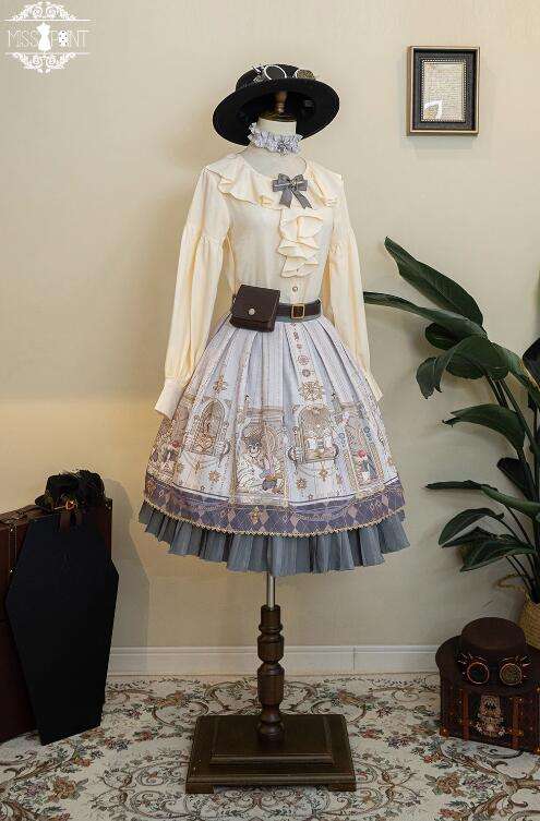 Miss Point ~ Demon Hunting Notes Skirt