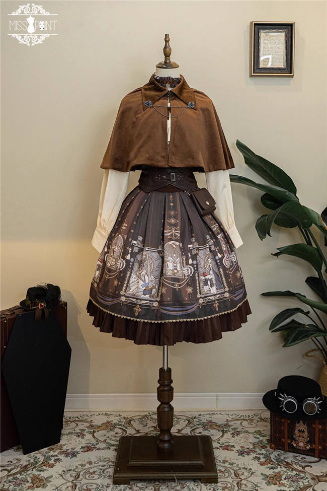 Miss Point ~ Demon Hunting Velvet Lolita Short Cape