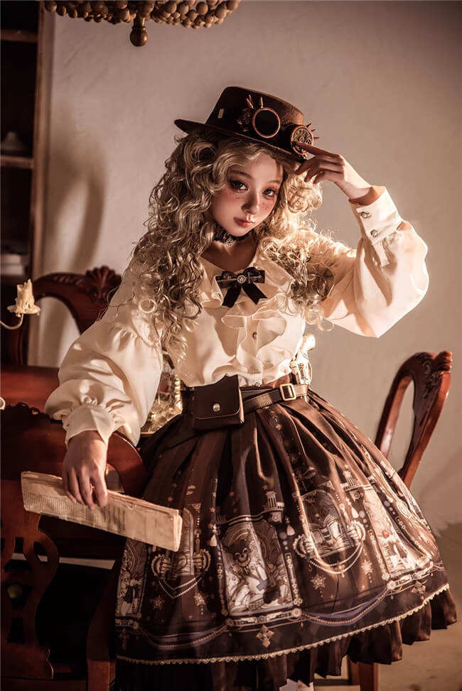 Miss Point ~ Demon Hunting Notes Skirt