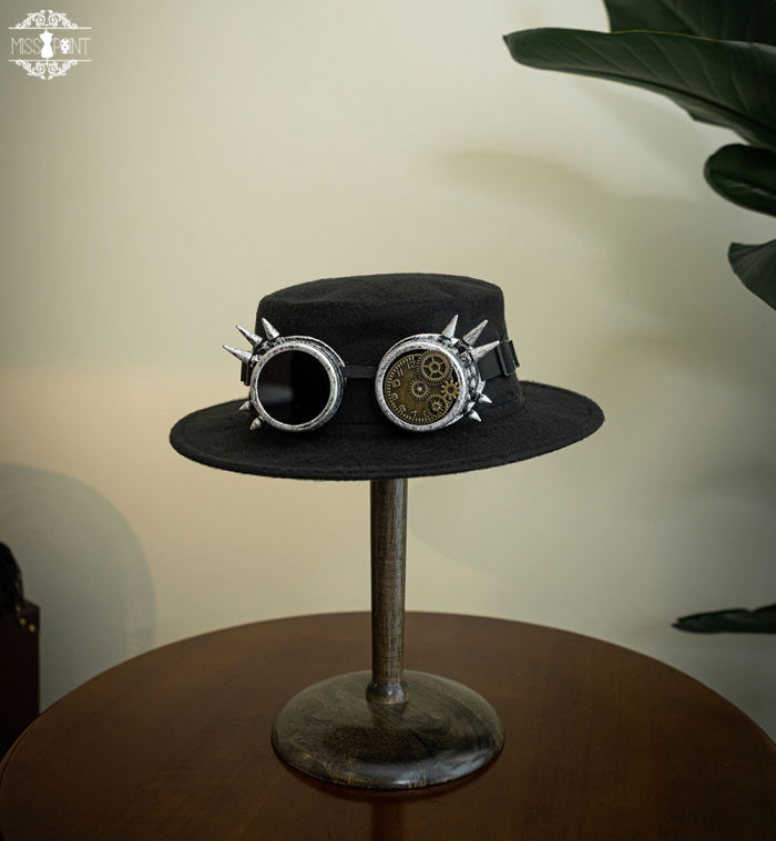Miss Point ~ Demon Hunting Lolita Accessories