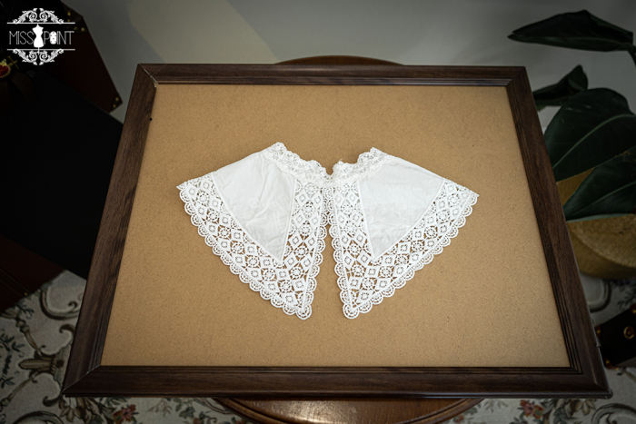 Miss Point ~ Demon Hunting Lolita Accessories