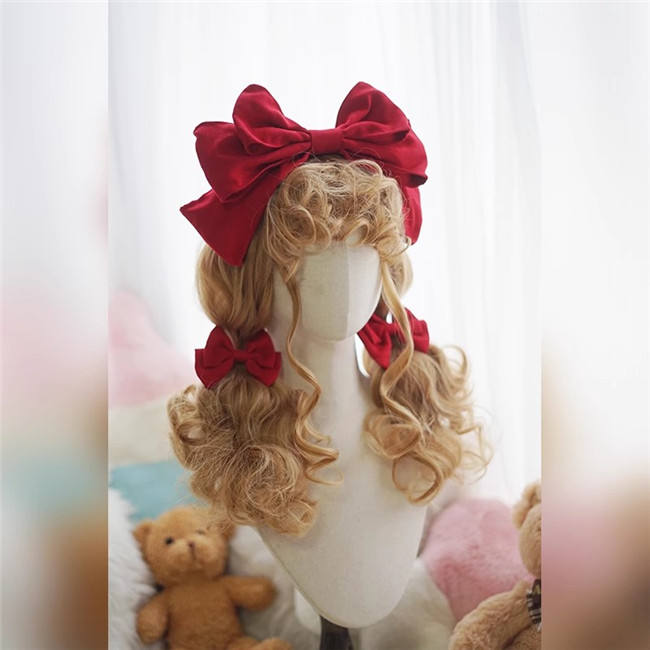 Yuchashui Vintage Doll Elegant Long Curls Lolita Wigs 50cm