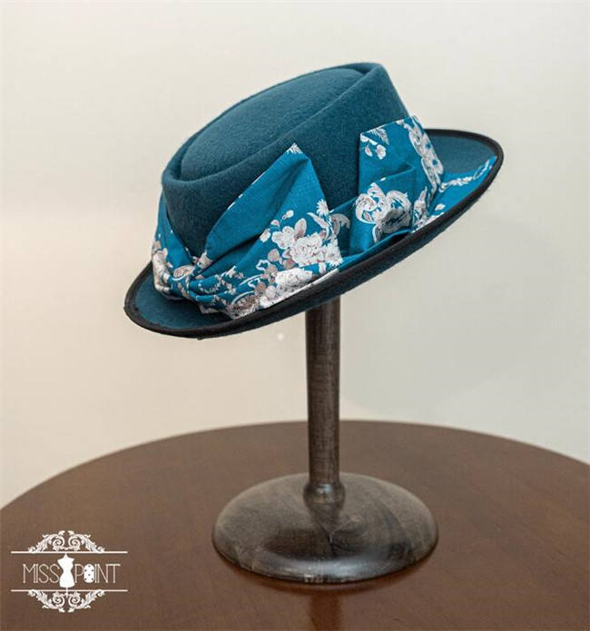 Miss Point Antique Wall Lolita Accessories