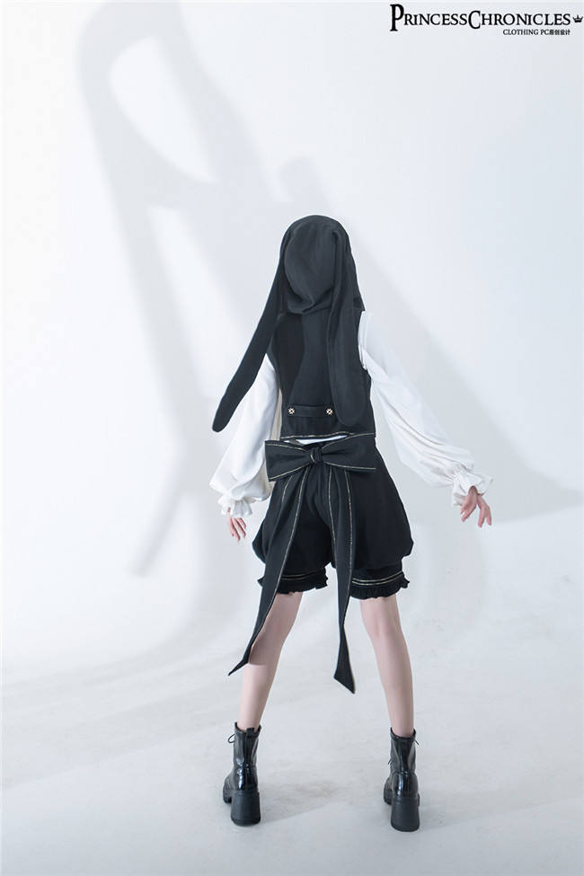 Princess Chronicles Anxious Rabbits Blouse, Vest, Pants and Tailing Ouji Fashion