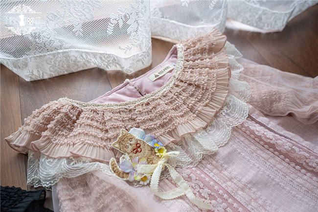 Miss Point Ruffle Collar Lolita Blouse