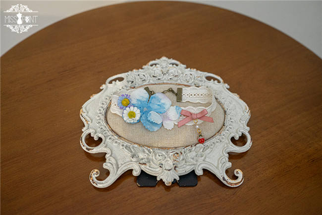 Miss Point Kitty and Rose Lolita Accessories