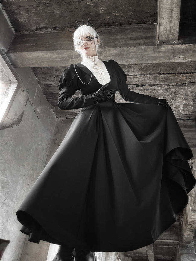 The Muppet Occupied Book Black Long Sleeves Classic Lolita Dress