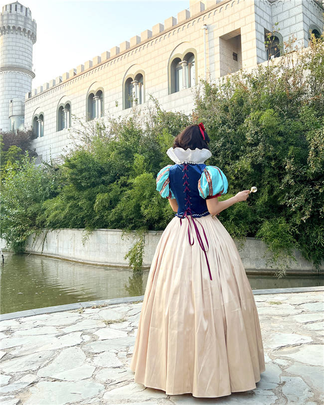 Lace Garden Snow White Dress Floor Length