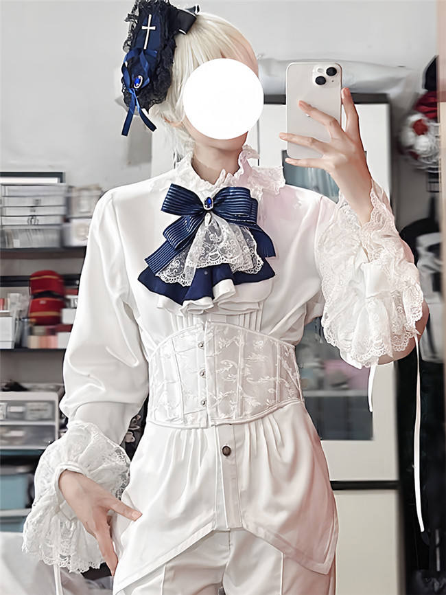 Castle Too Medieval European Style Ouji Coat, Blouse and Pants