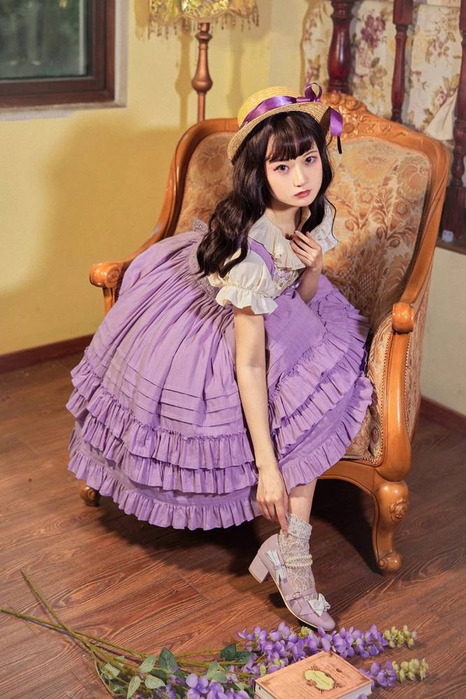 Strawberry Witch Maiden Nellie Classic Lolita Jumper