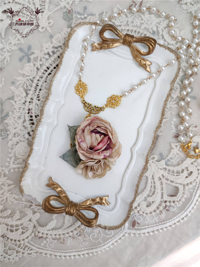 Miss Point Oil Painting Lolita Accessories