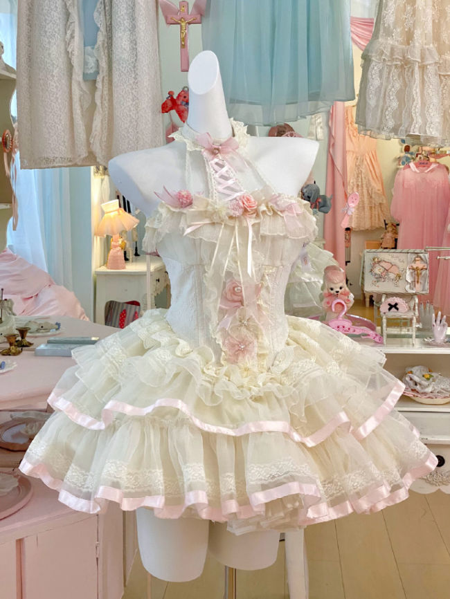 Diamond Honey Floral Ribbon Halter-neck Dress