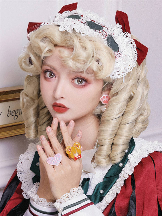 Elizabeth Roman Curls Blonde Lolita Wigs