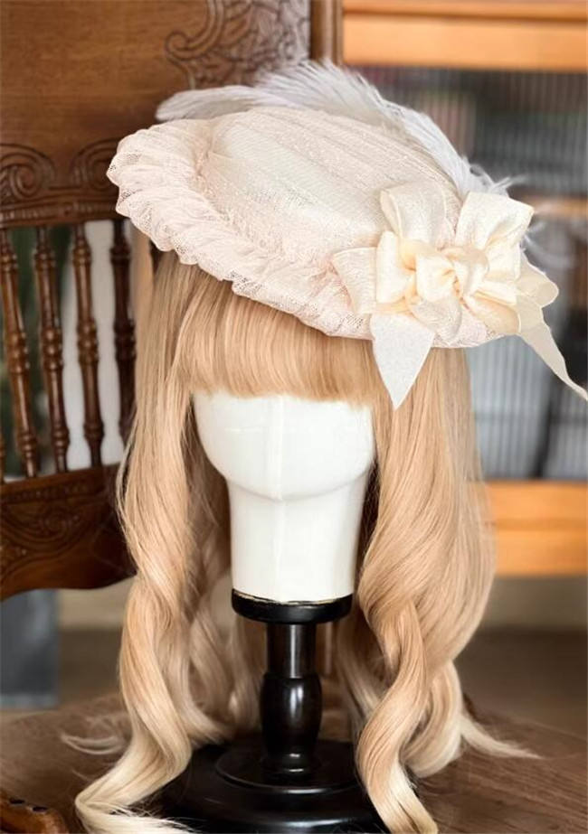 Hand-made Dots Yarn Flat Hat