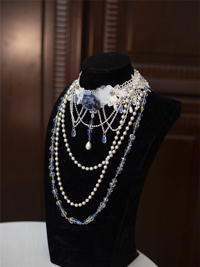 Hexagram Rose Lace Crystal Necklace