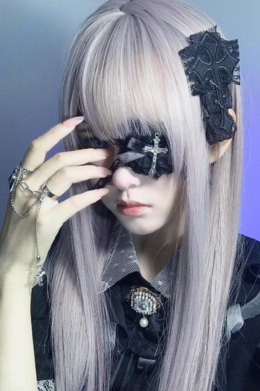 Moji Lace Cross Gothic Eyepatch