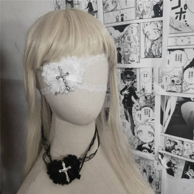 Moji Lace Cross Gothic Eyepatch