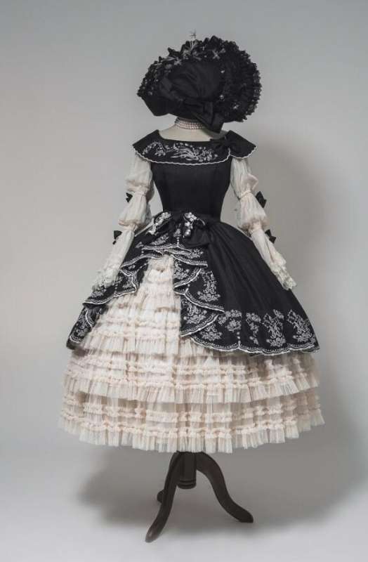 Embroidered Lily of the Valley Elegant Classic Lolita Dress