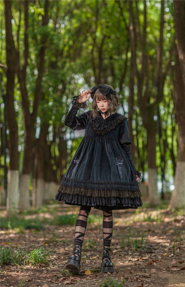 Infanta Holy Fruit Estate Embroidery Lolita Dress