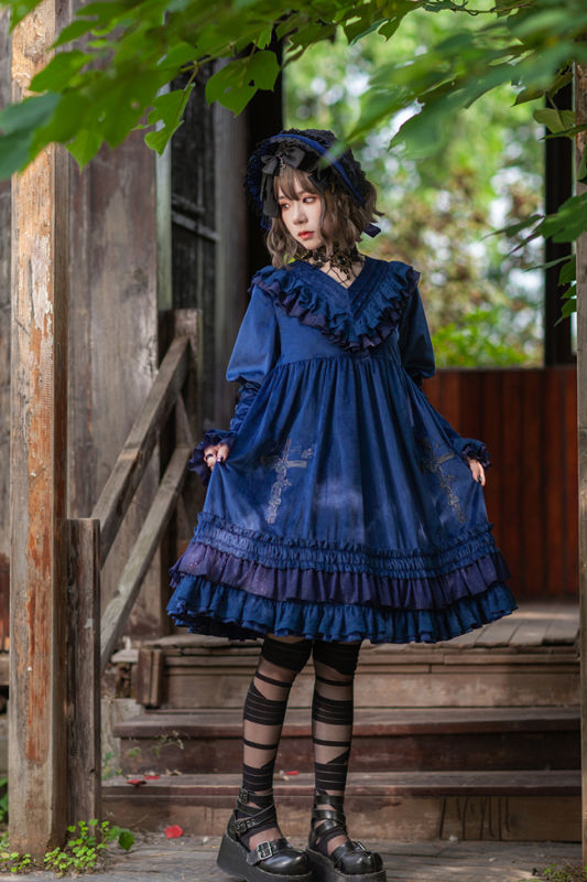 Infanta Holy Fruit Estate Embroidery Lolita Dress
