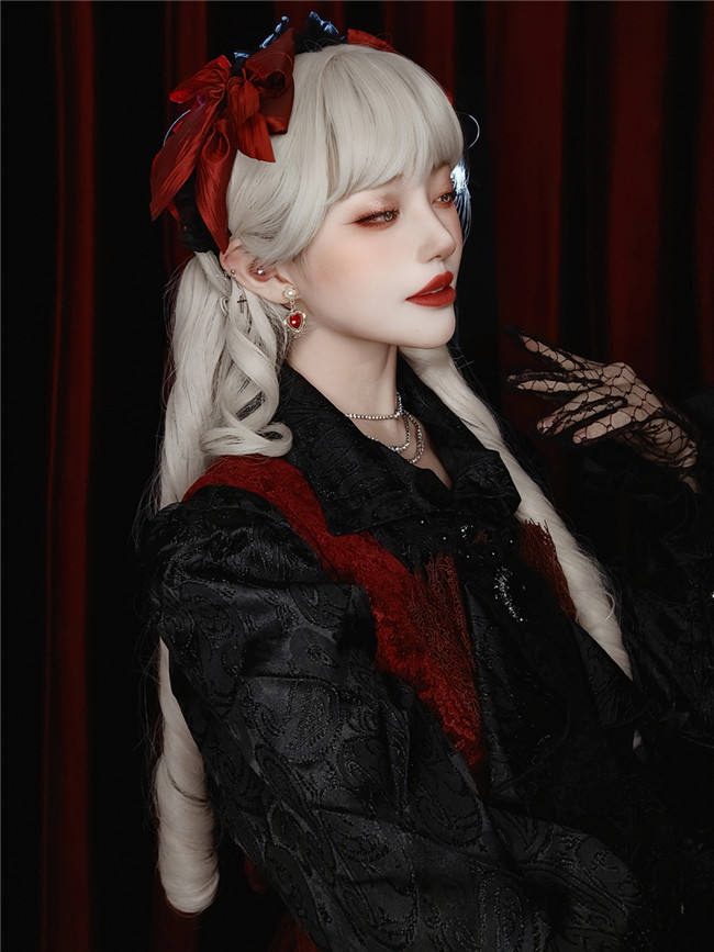 Vampire White Roman Curls Halloween Lolita Wig