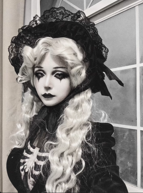 The White Queen Halloween Long Curly Lolita Wig