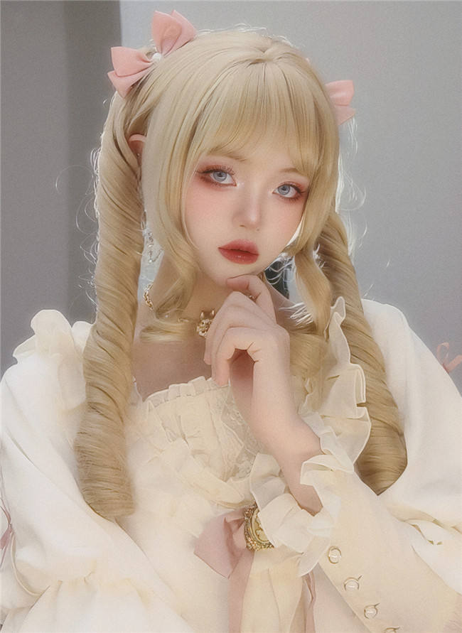 The Maiden of Versailles Roman Curls Blonde Lolita Wig