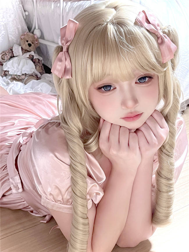The Maiden of Versailles Roman Curls Blonde Lolita Wig