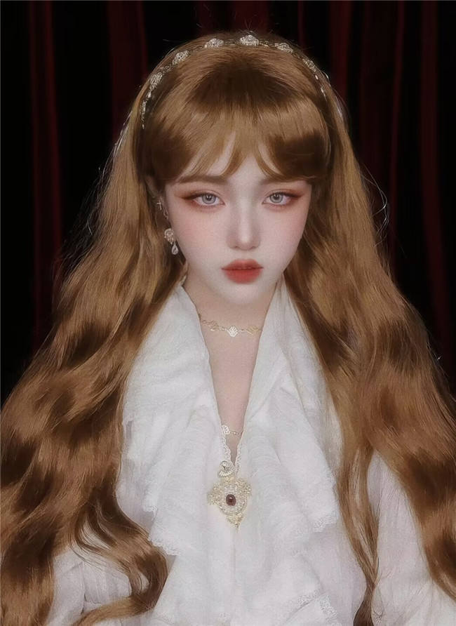 Gilt Amber Long Wavy Honey Brown Lolita Wig
