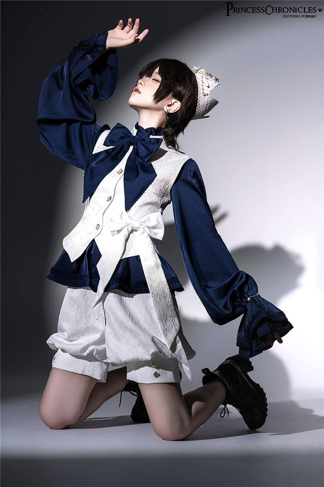 Princess Chronicles Rabbit Hunting Royal Blue Blouse Ouji Fashion