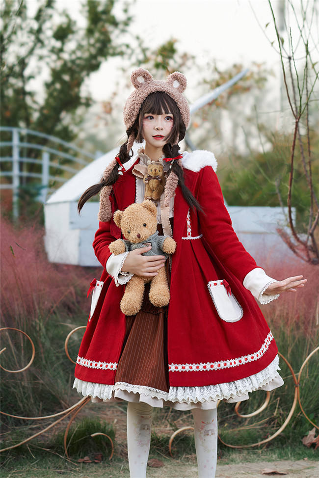 Christmas fawn lolita beret yv43370